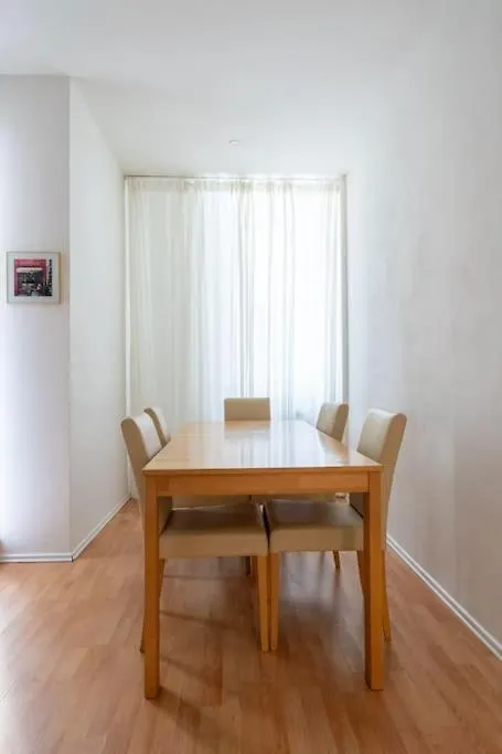 2 Bedroom Apartment Near Belvedere Wiedeń Austria