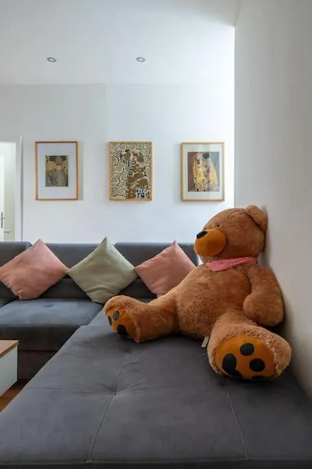 2 Bedroom Apartment Near Belvedere Wiedeń