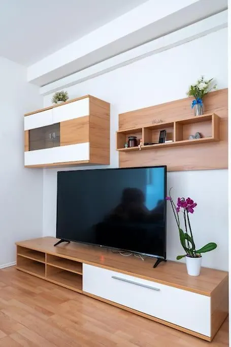2 Bedroom Apartment Near Belvedere Wiedeń 0*,  Austria